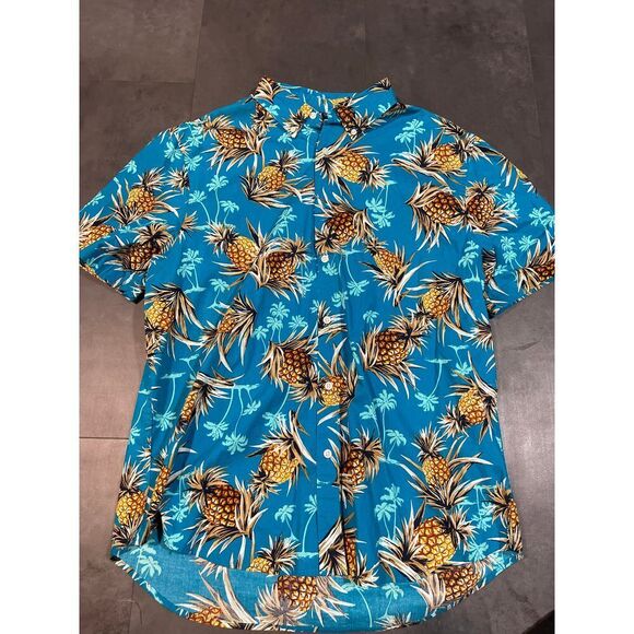 Old Navy Tropical Pineapple‎ Print Button-Up Shirt Summer Beach Vacation XL - Picture 1 of 4